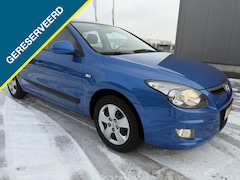 Hyundai i30 - 1.4i Blue Dynamic Airco