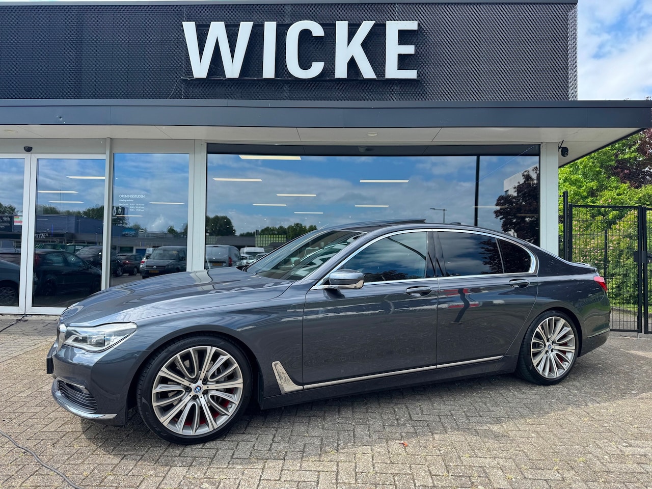 BMW 7-serie - 740d xDrive Softclose HUD CARBON ventilatie - AutoWereld.nl