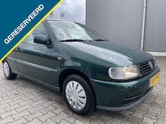 Volkswagen Polo - 1.6 ....ZO MEENEEMPRIJS
