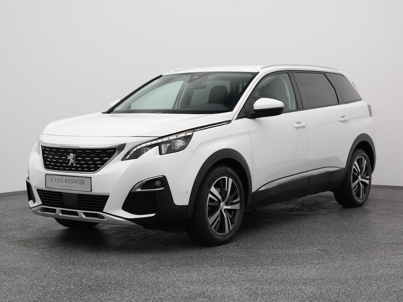 Peugeot 5008 - 1.2 PureTech 130 PK Automaat Allure 7-Pers. | CAMERA | KEYLESS | ADAPTIVE - AutoWereld.nl