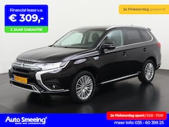 Mitsubishi Outlander - 2.4 PHEV Intense S | Leder/Alcantara | Elektr stoelbediening | Camera | Zondag Open