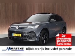 Volkswagen Tiguan - 1.5 272pk eHybrid R-Line Edition Black Style Trekhaak 360Camera Keyless Massage Virtual Co