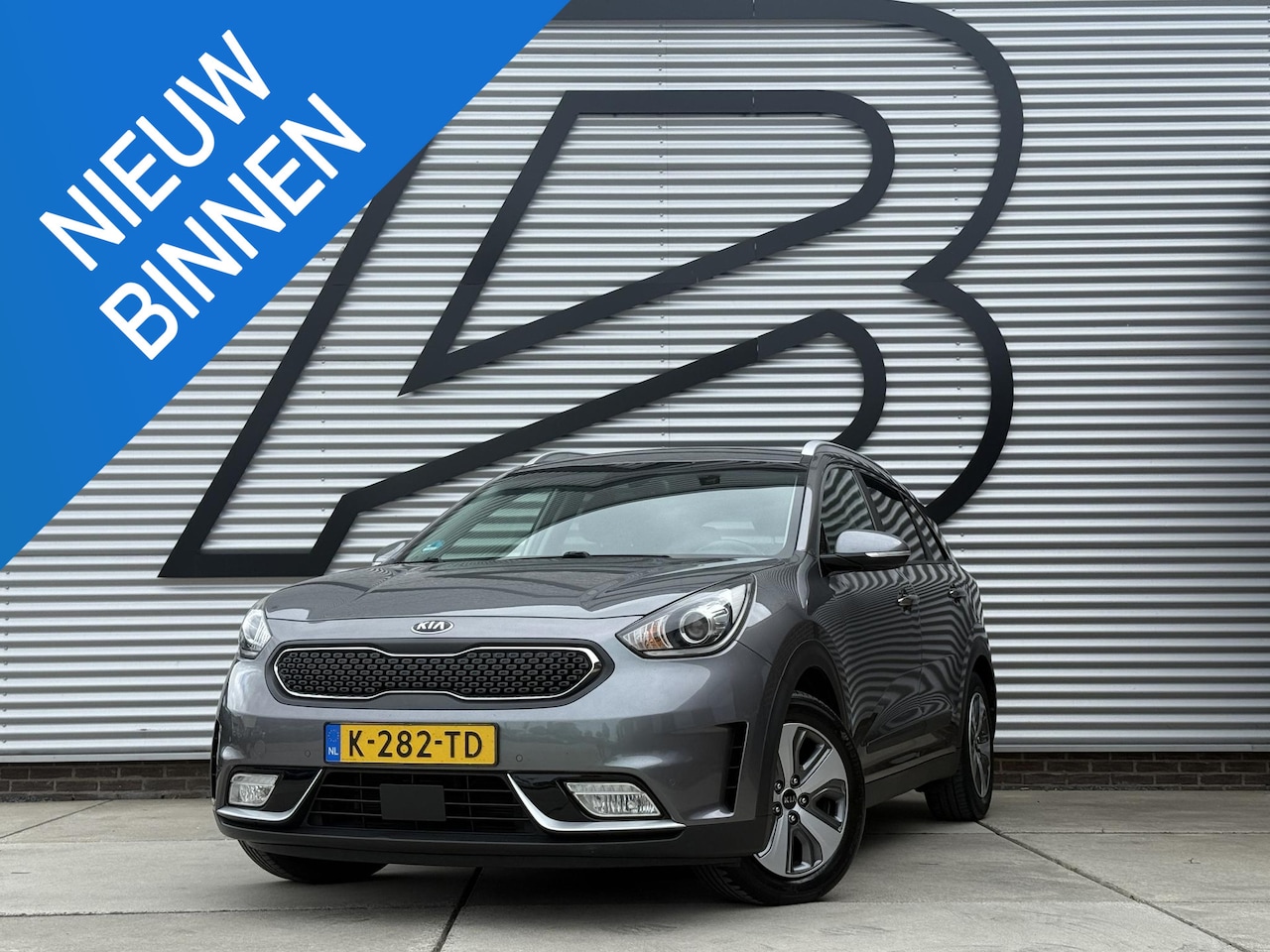Kia Niro - 1.6 GDi Hybrid BusinessLine 1e Eigenaar|Navi|Camera|Trekhaak|Clima|Cruise|Dealer Onderhoud - AutoWereld.nl