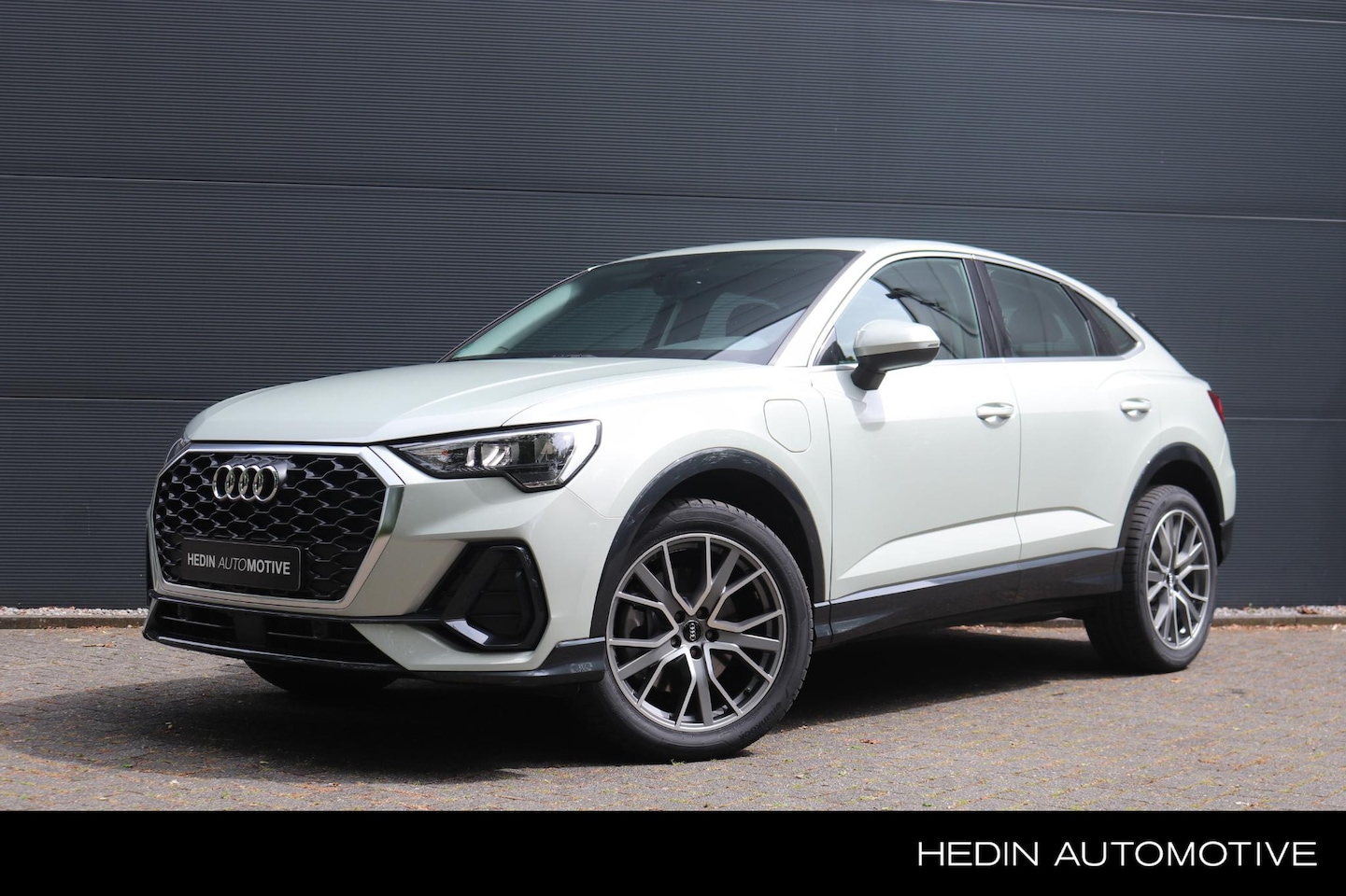 Audi Q3 Sportback - 45 TFSI e Advanced Edition | Navigatie | Parkeersensoren | Cruise Control | Apple Carplay - AutoWereld.nl