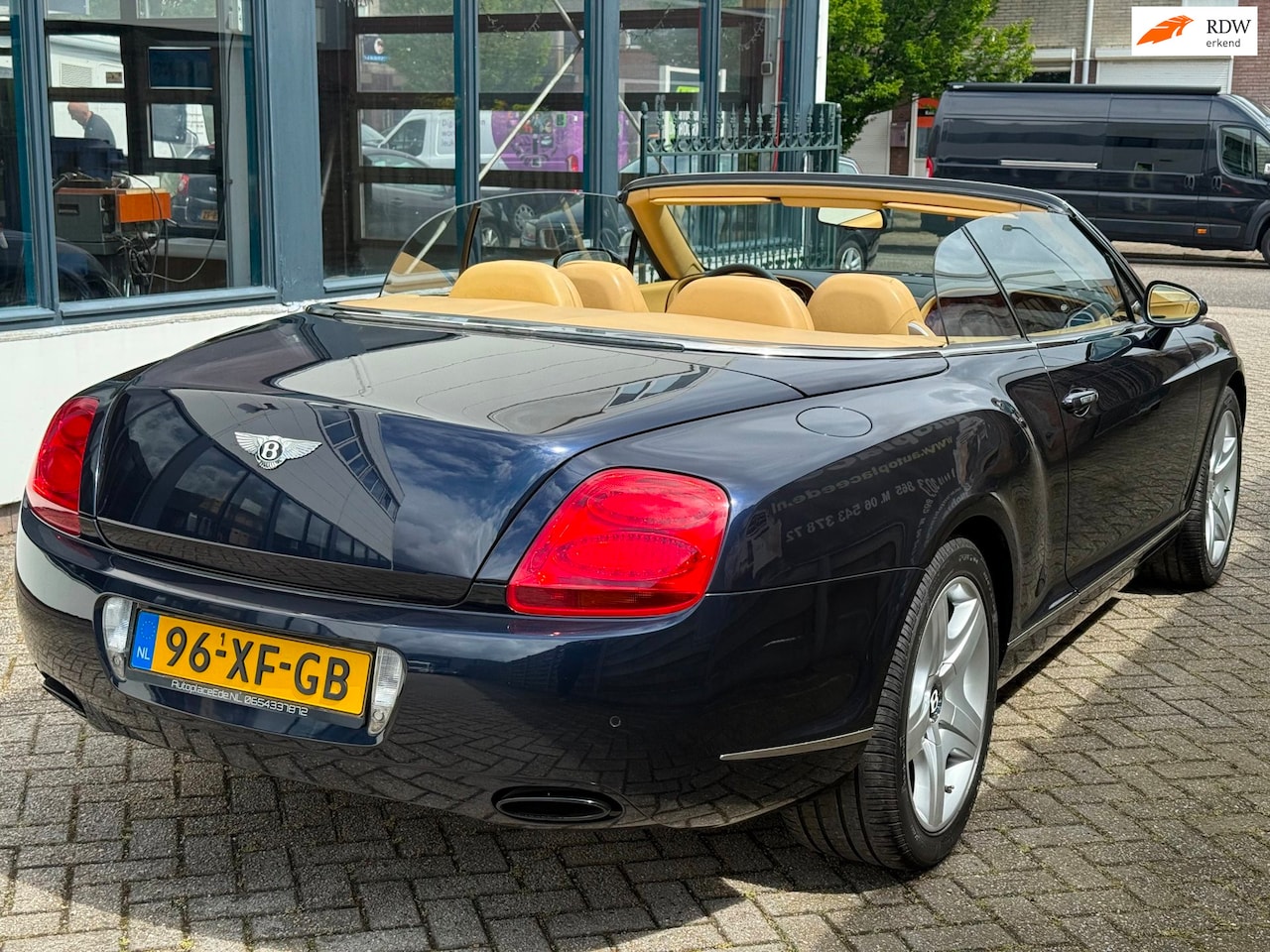Bentley Continental GTC - 6.0 W12 ORINEEL QATAR UITVOERING - AutoWereld.nl