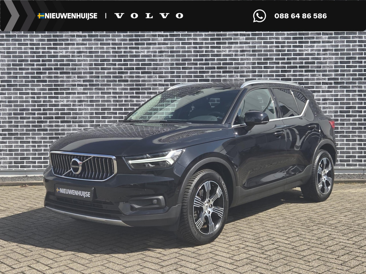Volvo XC40 - 2.0 T4 Inscription | Trekhaak | Achteruitrijcamera | Parkeersensoren | Navigatie | Apple C - AutoWereld.nl