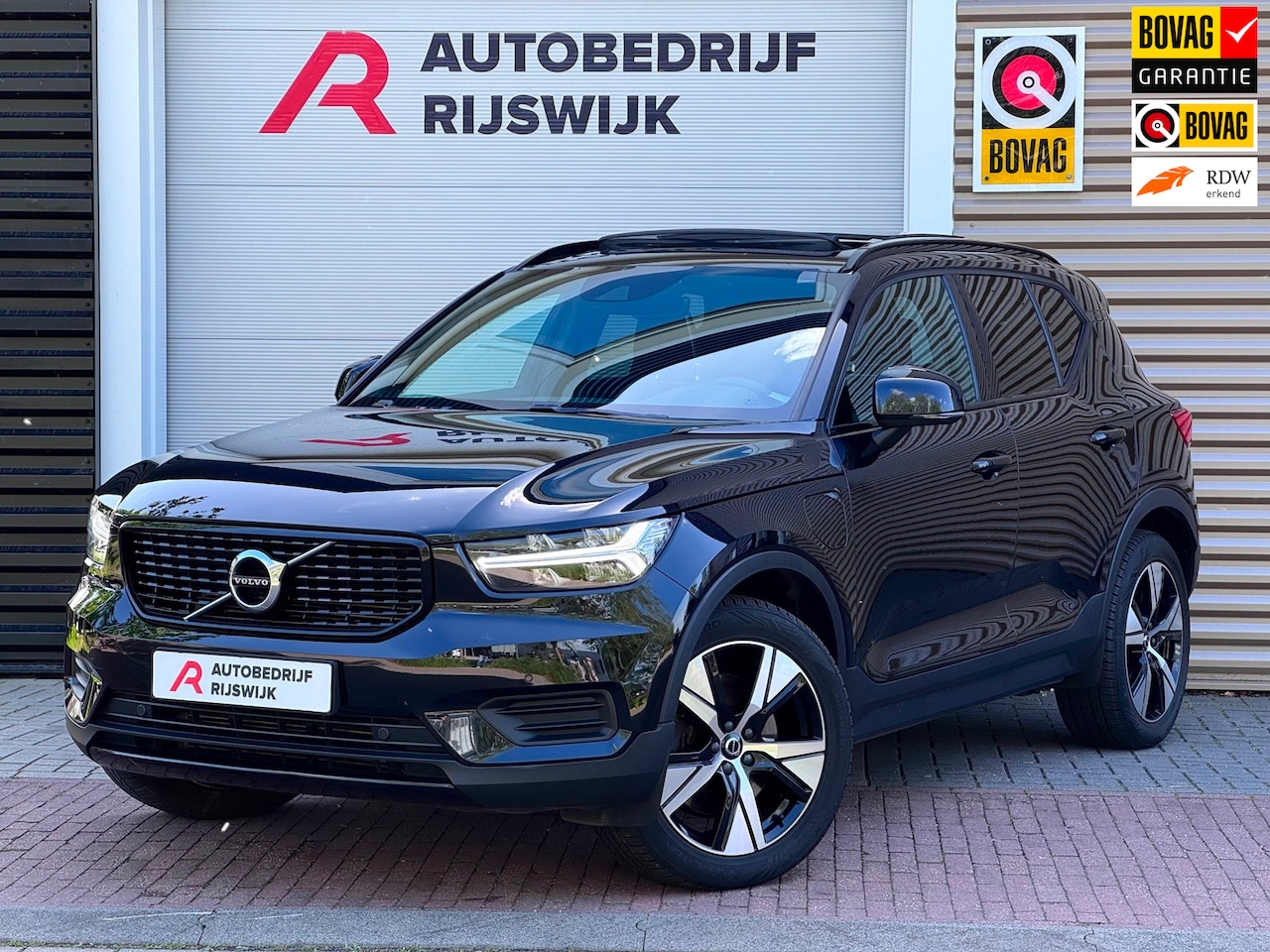 Volvo XC40 - 1.5 T5 Recharge R-Design Pano/H&K/Camera - AutoWereld.nl