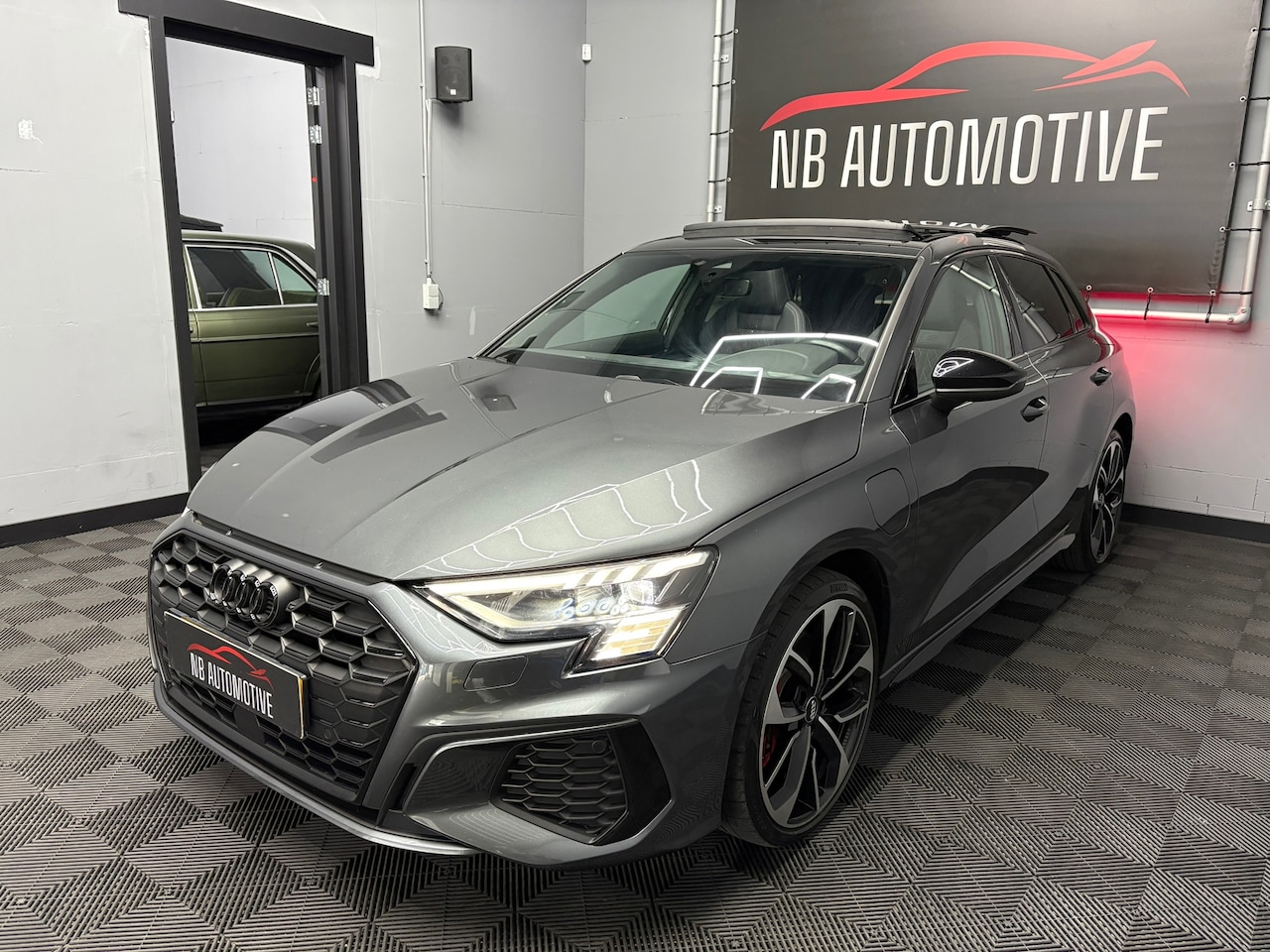 Audi A3 Sportback - 45 TFSI e S edition Competition 45 TFSI e S edition Competition - AutoWereld.nl