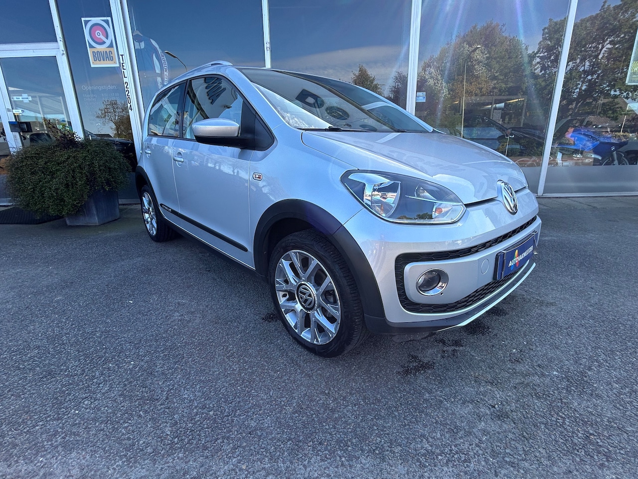 Volkswagen Up! - UP 1.0 75pk cross up! - AutoWereld.nl