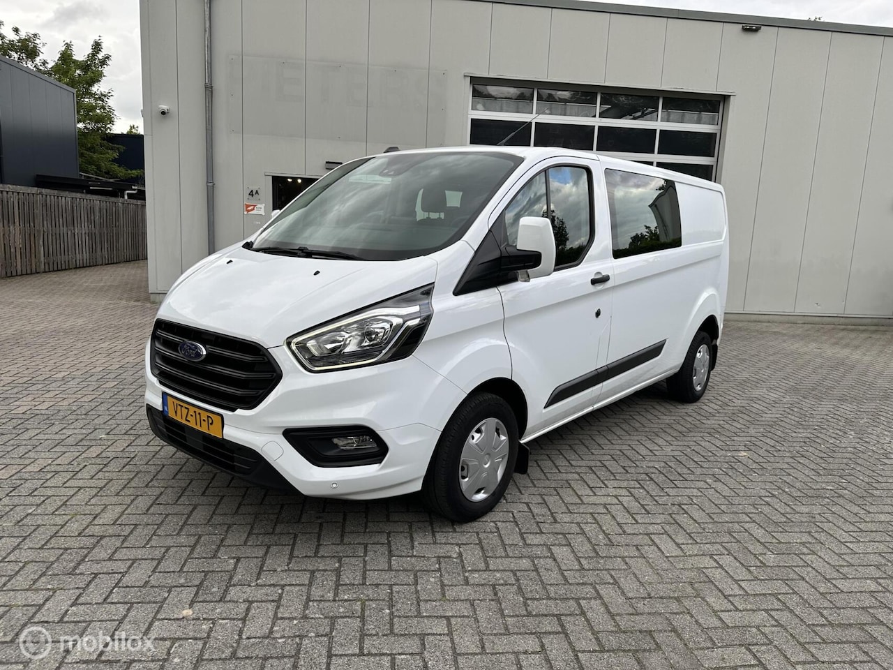 Ford Transit Custom - 300 2.0 TDCI L2H1 Trend DC 300 2.0 TDCI L2H1 Trend DC 6-Zits 1e eig - AutoWereld.nl