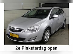 Opel Astra Sports Tourer - 1.4 Cosmo - Navigatie
