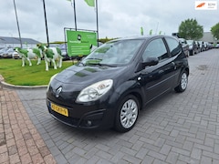 Renault Twingo - 1.2-16V Initiale / Luxe uitvoering / APK juni 2027