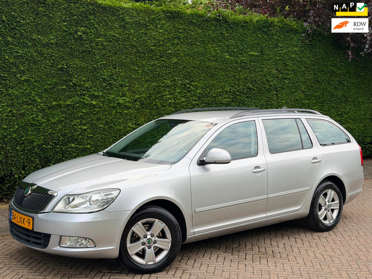 Skoda Octavia Combi - 1.4 TSI Ambition RIJDGOED/6BAK/PDC/AIRCO - AutoWereld.nl