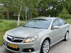 Opel Vectra GTS - 2.2-16V Executive