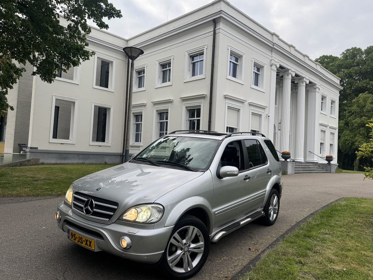 Mercedes-Benz ML-klasse - 320 V6 FACELIFT , AMG UITVOERING - AutoWereld.nl