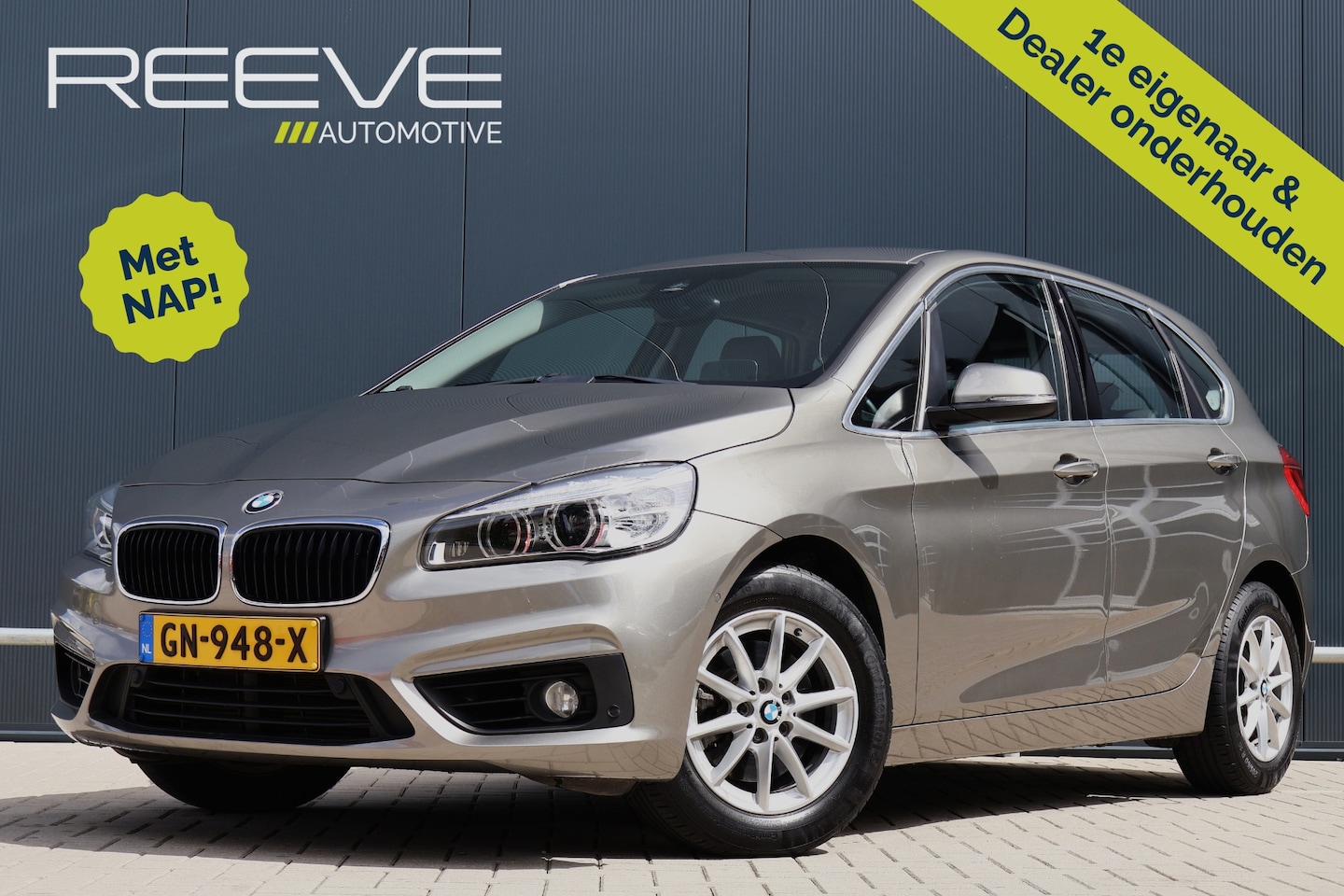 BMW 2-serie Active Tourer - 218i High Executive Automaat | 1e eig. | nap! | Trekhaak | Leer |  Head-Up | Stoelverwarmi - AutoWereld.nl