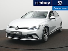 Volkswagen Golf - 1.4 eHybrid Style Automaat - LED - Navigatie - Camera - Side Assist - Ergo-Active bestuurd