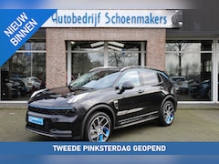 Lynk & Co 01 - 1.5 261PK +6.6Kwh LADEN 360-CAMERA PANO/SCHUIF INFINITY DAB NAVI CARPLAY STOELVERWARMING E