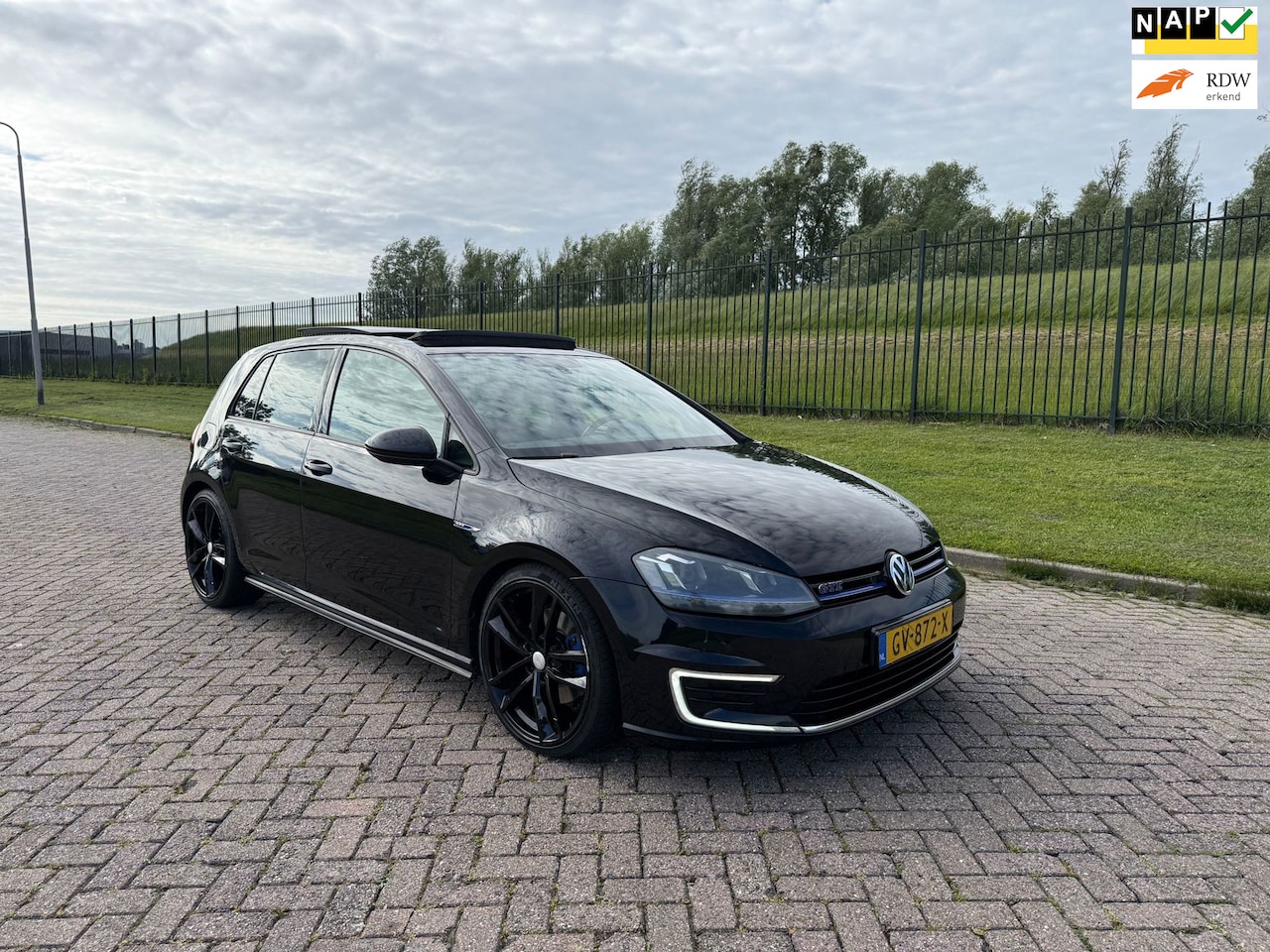 Volkswagen Golf - 1.4 TSI GTE 1.4 TSI GTE - AutoWereld.nl