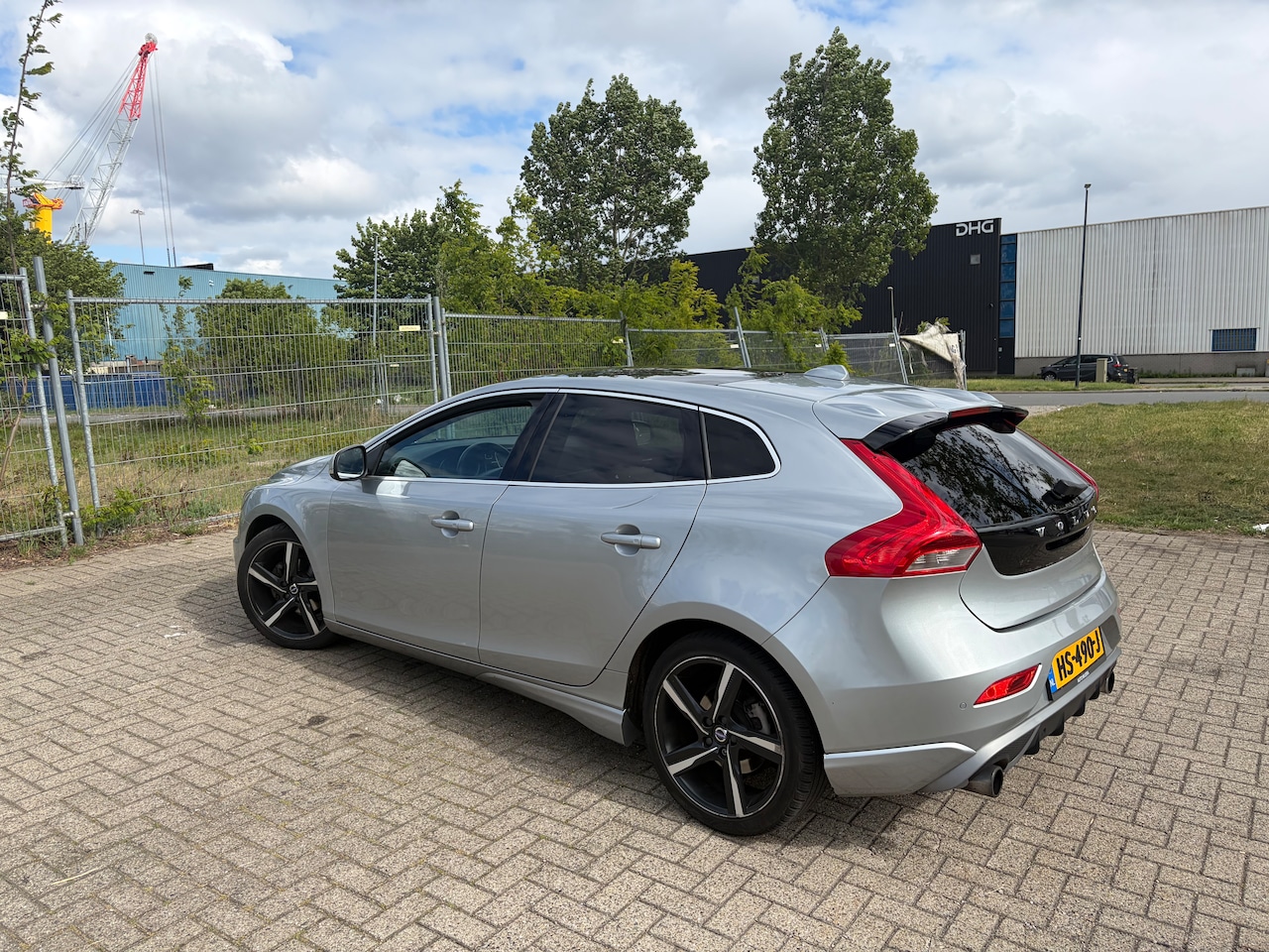 Volvo V40 - 2.0 D2 Ocean Race Business Pano, onderhoudsboekjes, NAP - AutoWereld.nl
