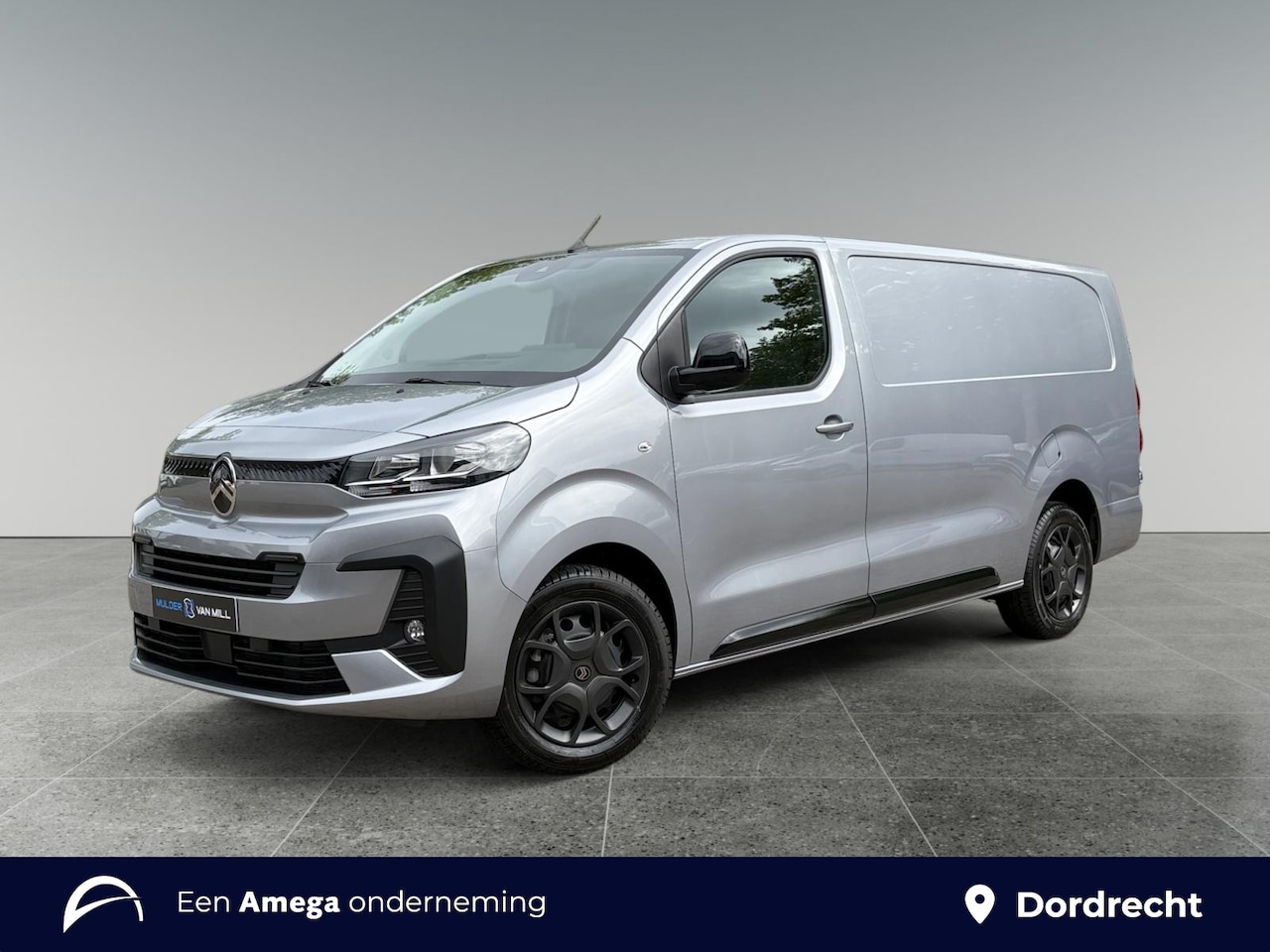 Citroën Jumpy - L3 2.0 BlueHDI 180pk EAT8 AUTOMAAT | 3-zits | NAVI | Multimedia | Apple Carplay | Achterui - AutoWereld.nl