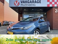 Toyota Auris Touring Sports - 1.8 Hybrid Dynamic // LED // NAVI // CAMERA // CLIMA // DAB // KEYLESS // TREKHAAK