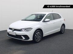Volkswagen Polo - Life Edition 1.0 TSI 95 pk 5 versn. Hand · Achteruitrijcamera ·