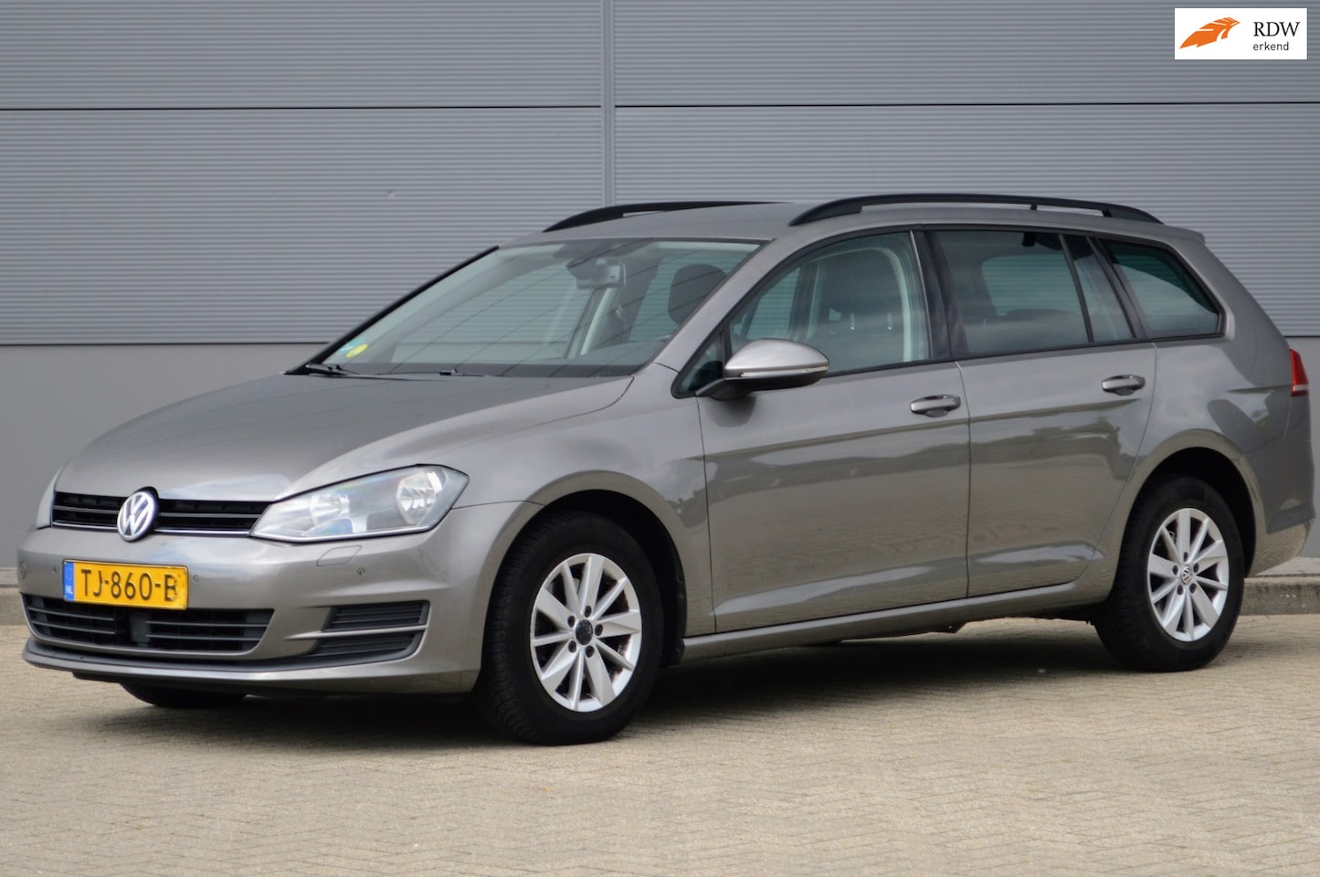 Volkswagen Golf Variant - 1.6 TDI Highline 1.6 TDI Highline - AutoWereld.nl
