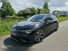 Volkswagen Golf - 2.0 TSI 4Motion R / Akra / Pano / Leder / HK
