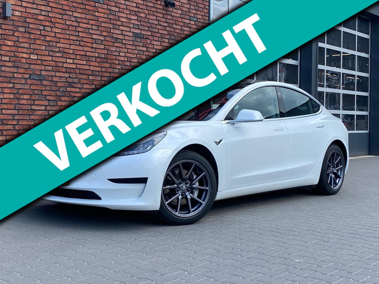 Tesla Model 3 - Standard RWD Plus 60 kWh - AutoWereld.nl