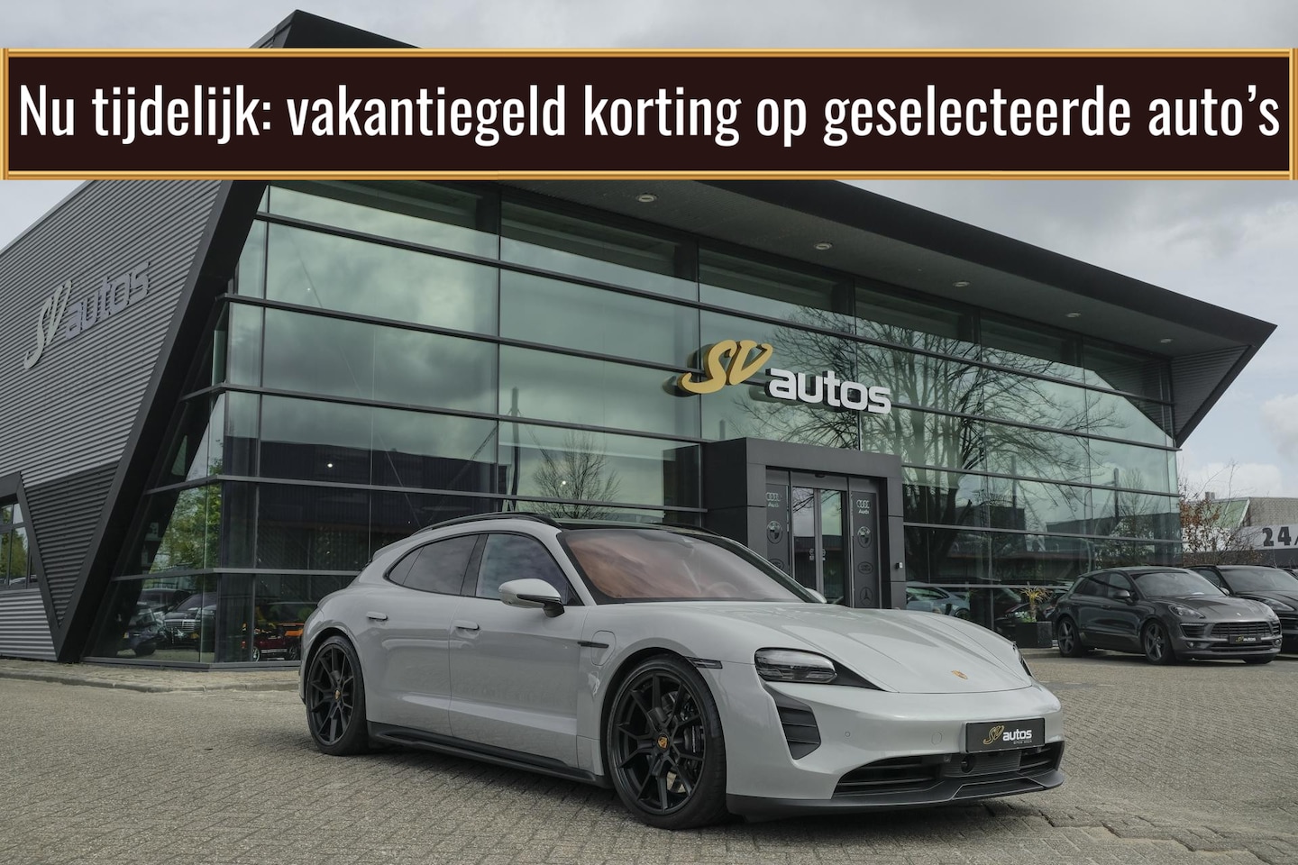 Porsche Taycan Sport Turismo - GTS 598pk 93 kWh Panoramadak *SOH 93%* *incl BTW* Bijrijdersdisplay Rear seat entertainmen - AutoWereld.nl