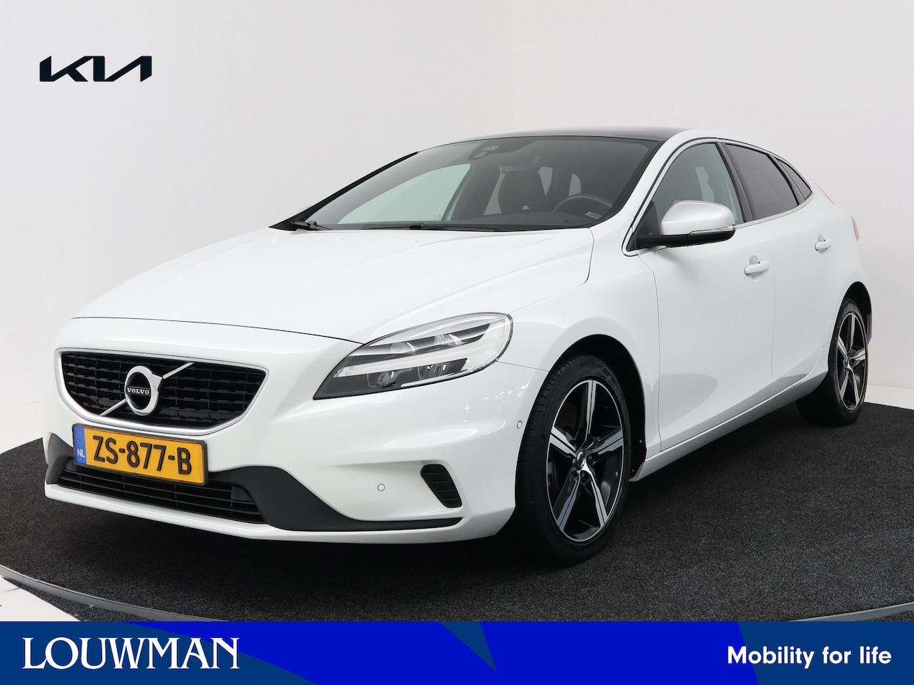 Volvo V40 - 1.5 T3 Polar+ Sport | Panoramadak | 153 PK | - AutoWereld.nl