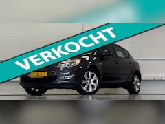 Opel Astra - 1.4 Turbo Edition 3e Eigenaar 100% Dealer Onderhouden Trekhaak