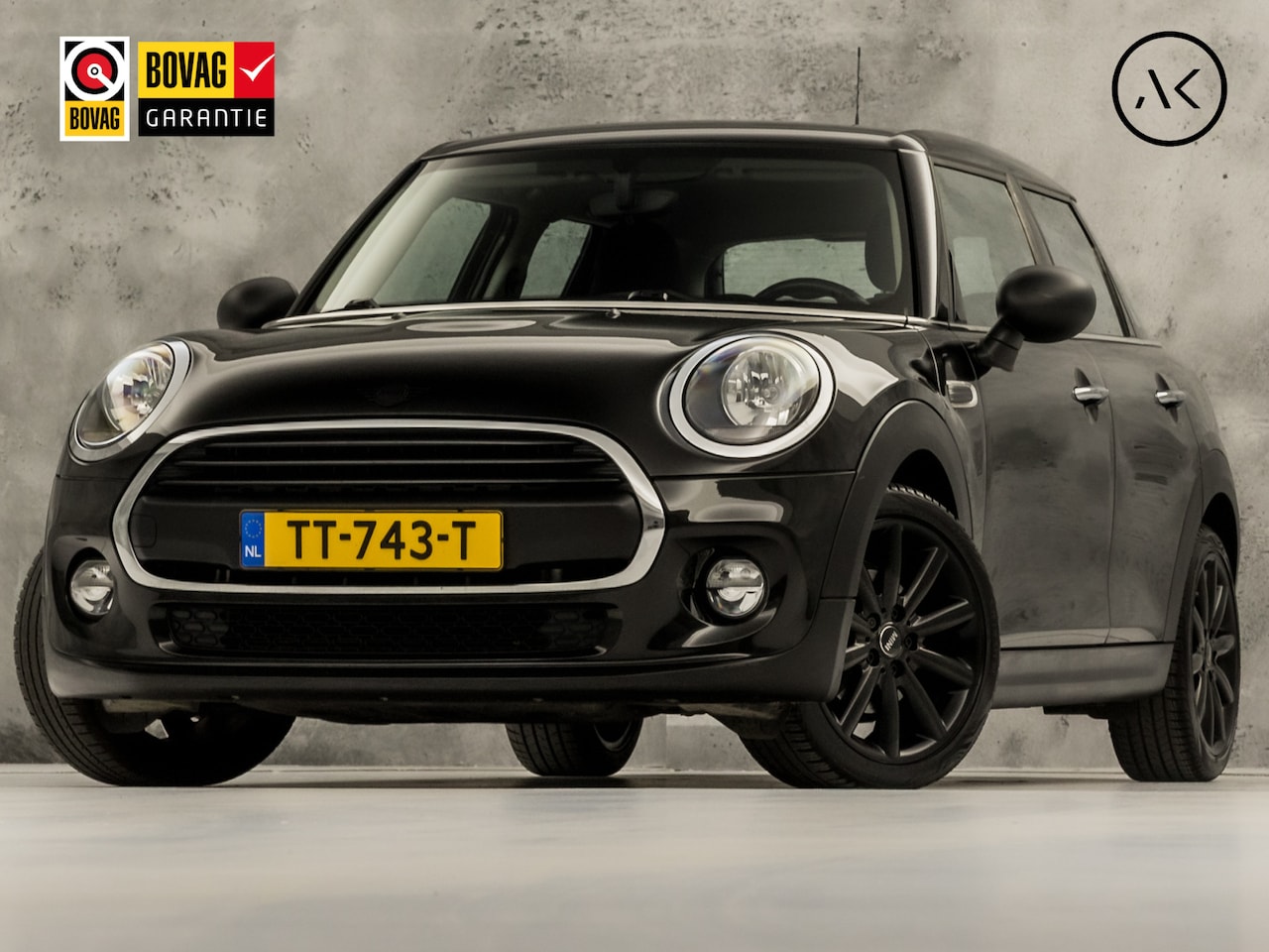 MINI One - 1.5 Sport (5 DEURS, BLACK PACK, NAVIGATIE, AIRCO, SPORTSTOELEN, BLUETOOTH, LIMIT CRUISE, N - AutoWereld.nl