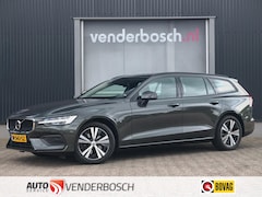 Volvo V60 - 2.0 B3 Essential Edition 163pk | Pine Grey | Stoel-/Stuurverwarming | Camera | Trekhaak 1.