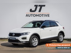 Volkswagen T-Roc - 1.5 TSI Sport R afneembare Trekhaak | Stoel\Stuur verwarming | Camera Adaptive cruise | PD