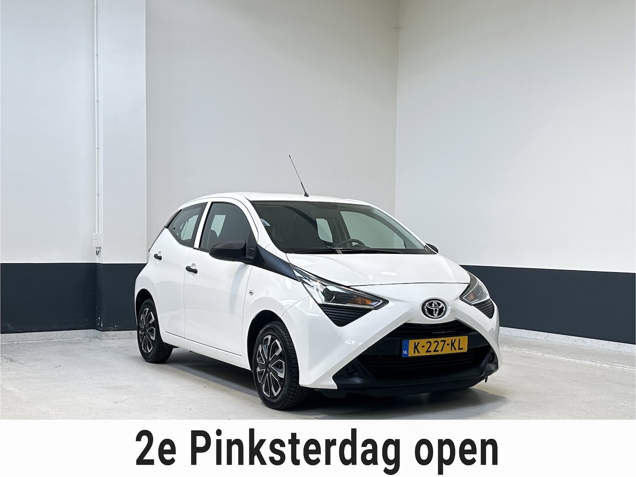 Toyota Aygo - 1.0 VVT-i x-fun| NL| 1 Eig | Airco| C.V | Bluetooth | - AutoWereld.nl