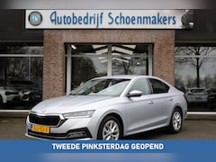 Skoda Octavia - 1.0 e-TSI Business Edition Plus STOELVERW. SFEERVERL. CARPLAY CAMERA DIGITAL-DASH ACC DAB