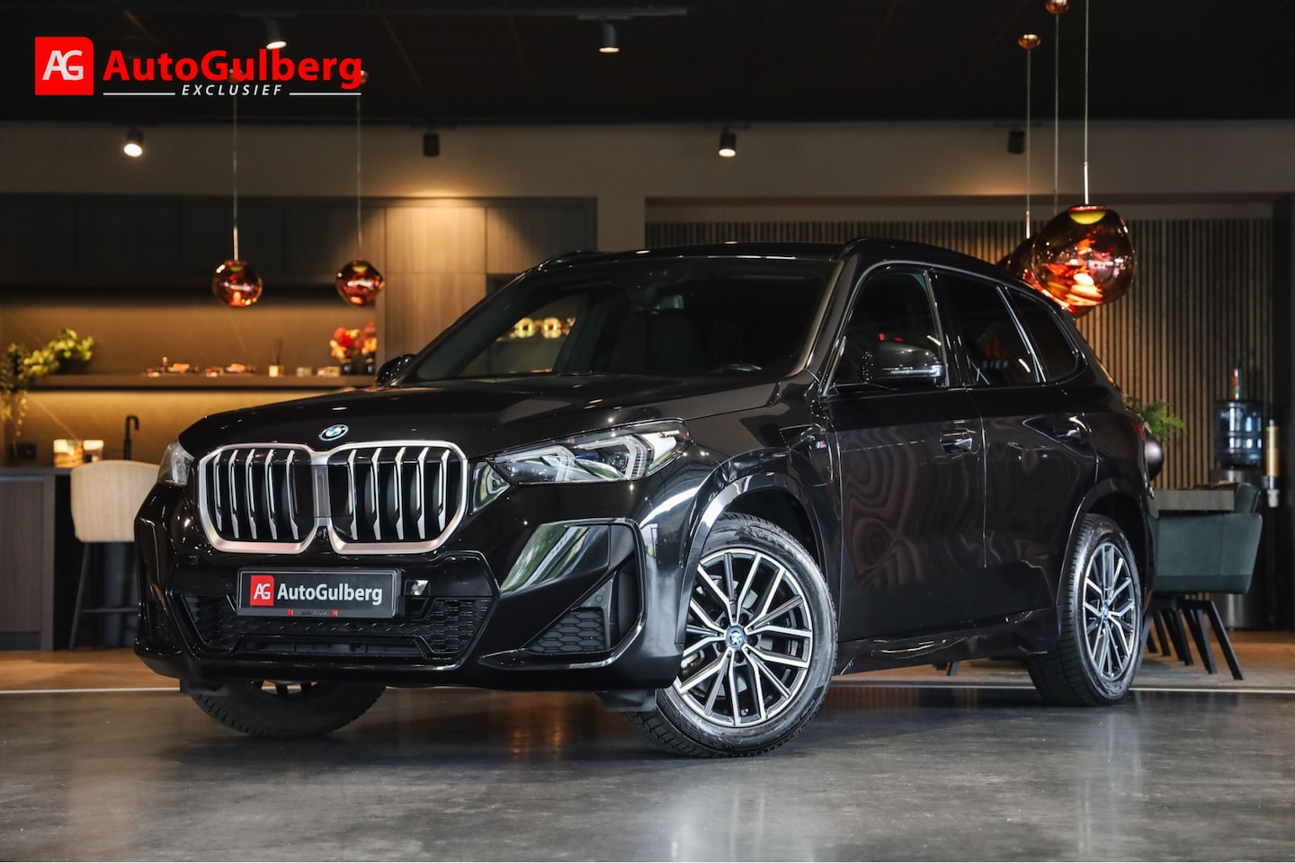 BMW X1 - xDrive25e High Exe M-Sportpakket, Sportstoelen Leder, ACC, Head-Up, Bmw Live dash Pro, Key - AutoWereld.nl
