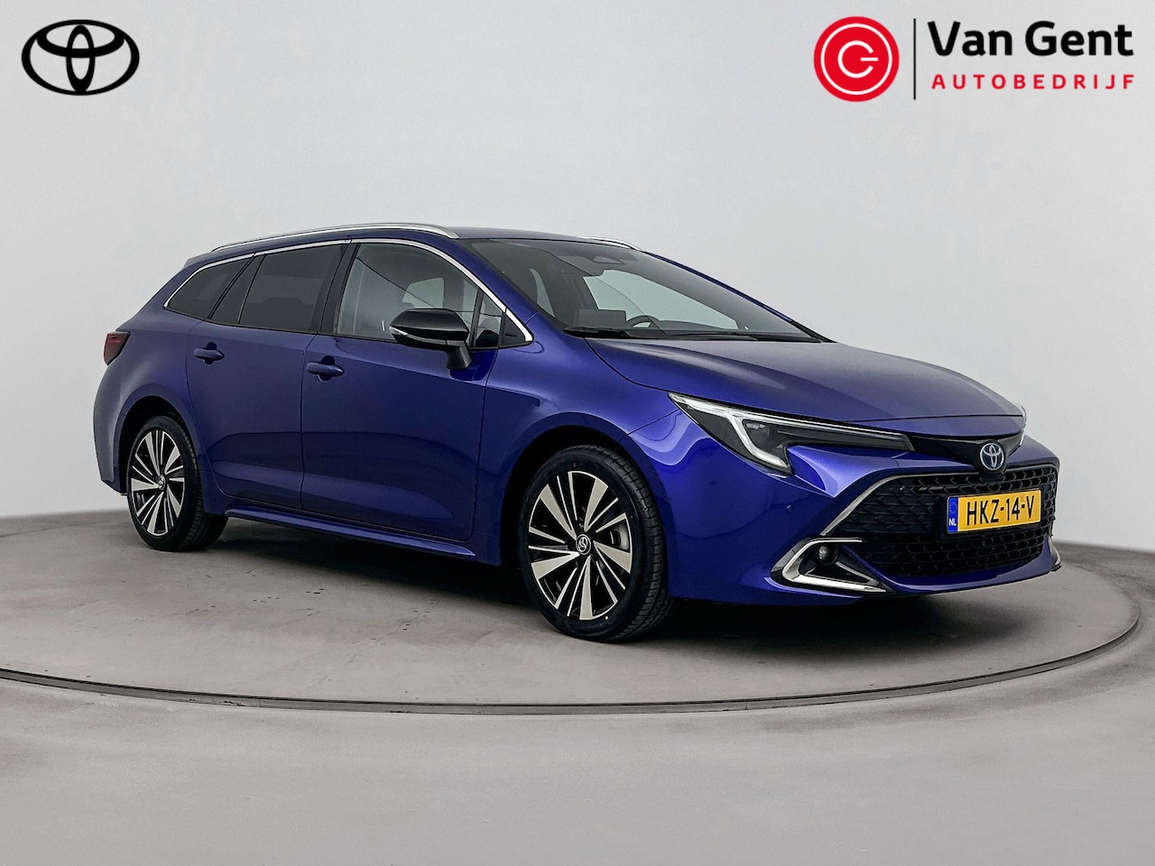 Toyota Corolla Touring Sports - Hybrid 140 Dynamic | Apple Carplay / Android Auto | Stoelverwarming | Parkeersensoren voor - AutoWereld.nl