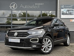 Volkswagen T-Roc - 2.0 TSI 4Motion Sport Pano | CarPlay | Dealer onderhouden