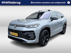 Volkswagen Tayron - 1.5 eHybrid R-Line Edition / AUTOMAAT/ 2X-LINE/ GARANTIE TM 08-2029/ PANO/ ACC/ TREKHAAK/
