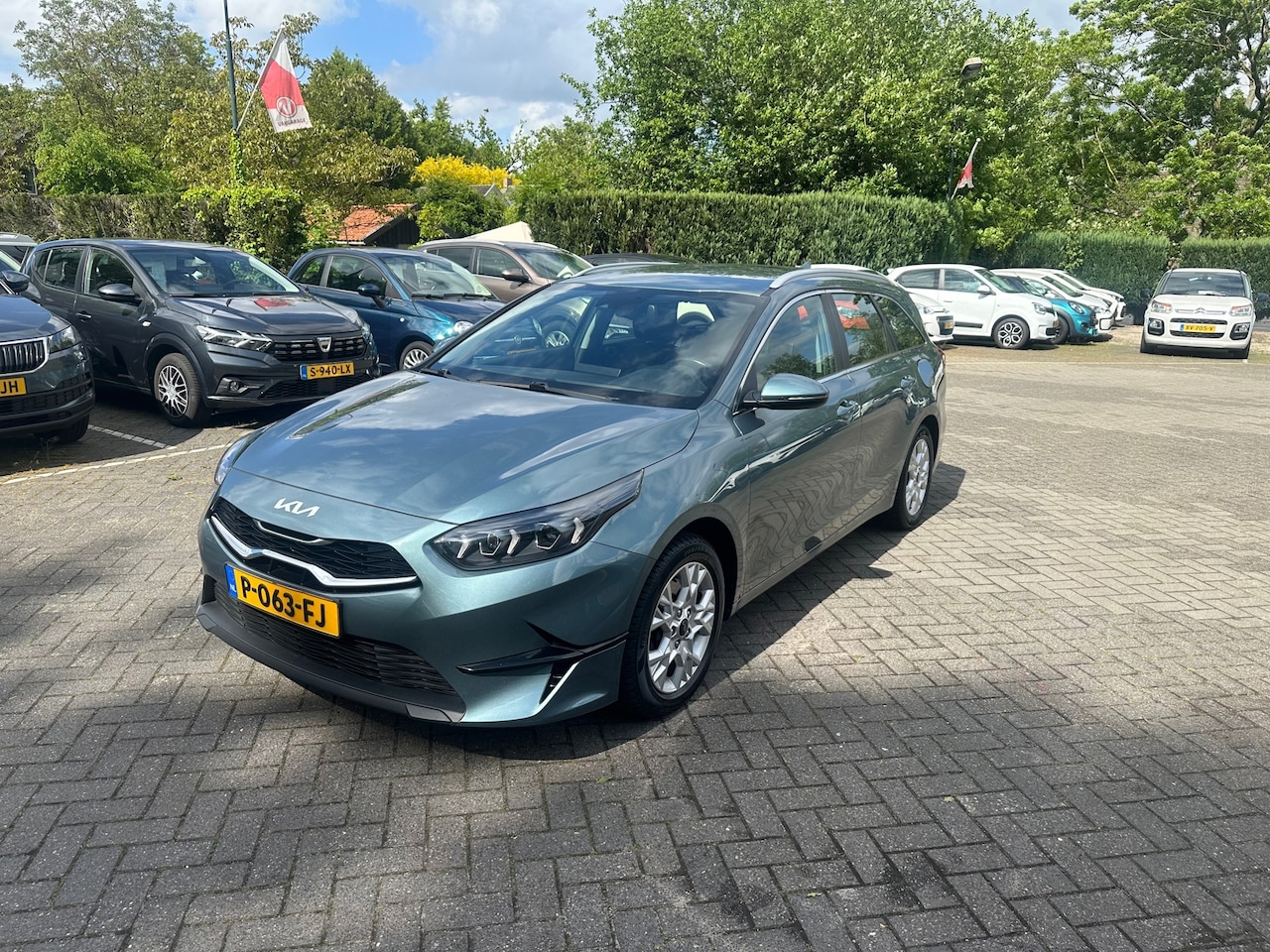 Kia Cee'd Sportswagon - Ceed 1.5 T-GDi DynamicLine , navigatie , pdc met camera - AutoWereld.nl