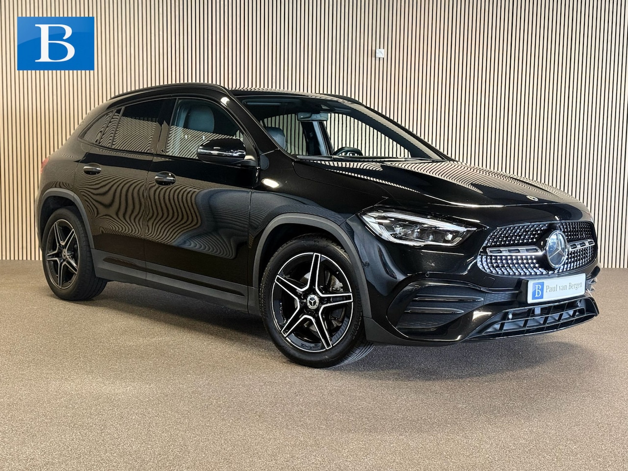 Mercedes-Benz GLA-Klasse - 180 AMG STYLING-PANODAK-MEMORY-NIGHT-MULTIBEAM-WIDESCREEN-COMPLEET - AutoWereld.nl