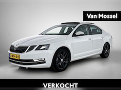 Skoda Octavia - 1.5 TSI Greentech Style Business Automaat | Trekhaak | Panoramadak | Lichtmetalen velgen |