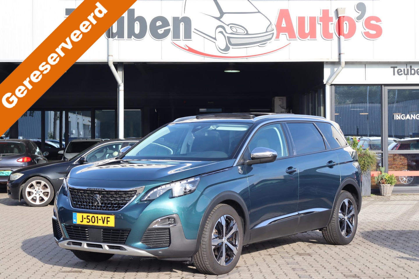 Peugeot 5008 - 1.2 PureTech Crossway Virtual Cockpit, 7 Persoons, Navigatie, Apple Carplay, Camera, Panor - AutoWereld.nl