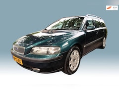 Volvo V70 - 2.4 Edition II Automaat Leer