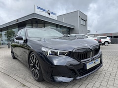 BMW 5-serie - 520i M-sport NEW MODEL alle opties