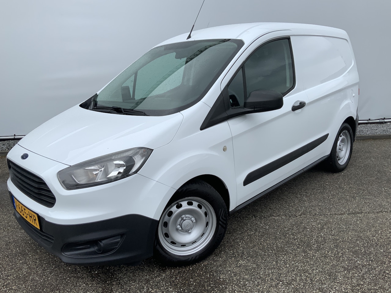 Ford Transit Courier - 1.5 TDCI Economy Edition Airco Euro 6 - AutoWereld.nl