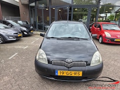 Toyota Yaris - 1.3-16V VVT-i Luna
